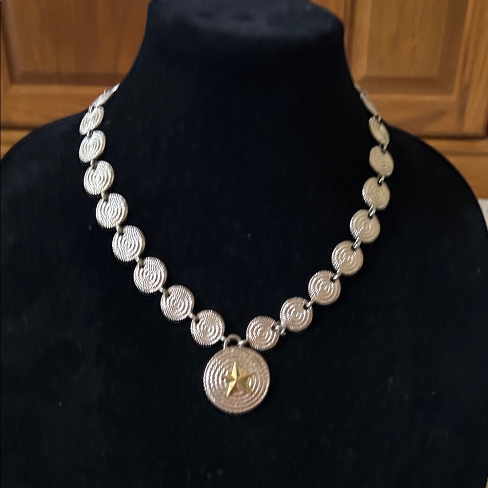 Premier Designs Silver and Gold Disc Necklace and matching earrings